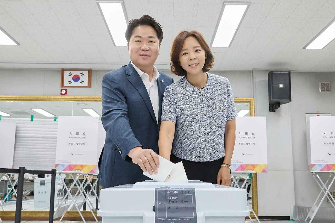 오세현 아산시장, 사전투표로 소중한 한 표 행사